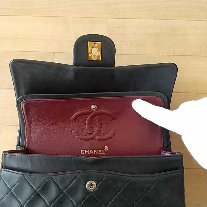 CHANEL 香奈兒 Classic Flap small 羊皮 coco vintage 古董包 老香 口蓋包 CF 23公分