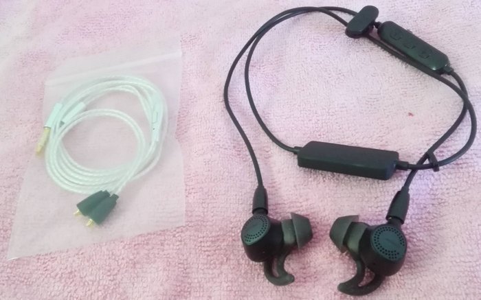 豪華版 BOSE QC30 DIY 藍牙無線耳機+有線2用版,線控,立體聲重低音,音質超好,音量超大,耳麥 手機,近全新