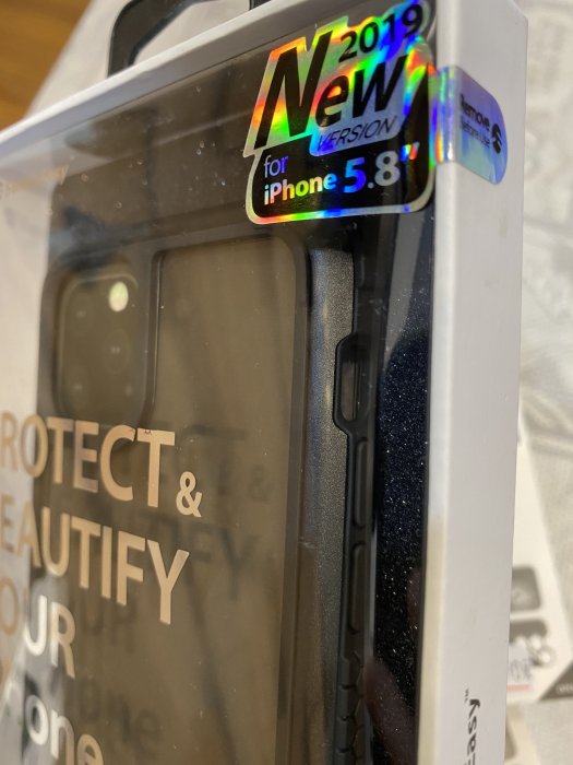 出清Switcheasy GLASS REBEL iPhone 11 系列軍規防摔玻璃手機保護殼