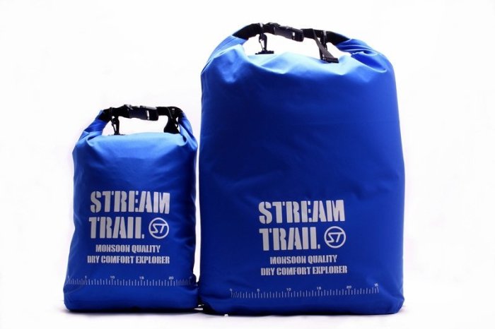 日本Stream Trail AMPHIBIAN系列羽量型防水後背包Breathable Tube M 寶藍