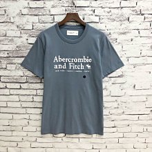 Maple麋鹿小舖 Abercrombie&Fitch ＊ AF 藍灰色電繡字母麋鹿短T ＊ ( 現貨L號 )