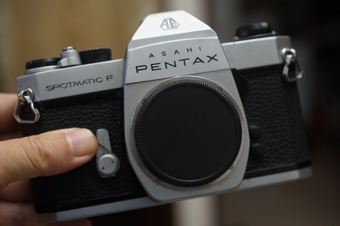 【售】Pentax Spotmatic F (SPF) 全機械M42單眼底片機附電池加購 55mm F1.8 ME MV