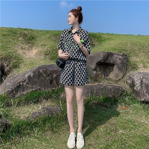 奢衣著-女生衣著 時尚 短褲 套裝 2023夏季 新款 韓版 洋氣 寬鬆 時髦 兩件套 大尺碼 顯瘦 套裝-質量保證