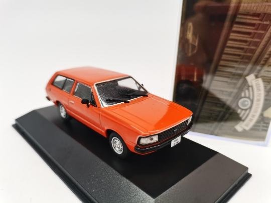 汽車模型 1/43 福特 BELINA II 1980 福特旅行車經典 合金汽車模型 收藏