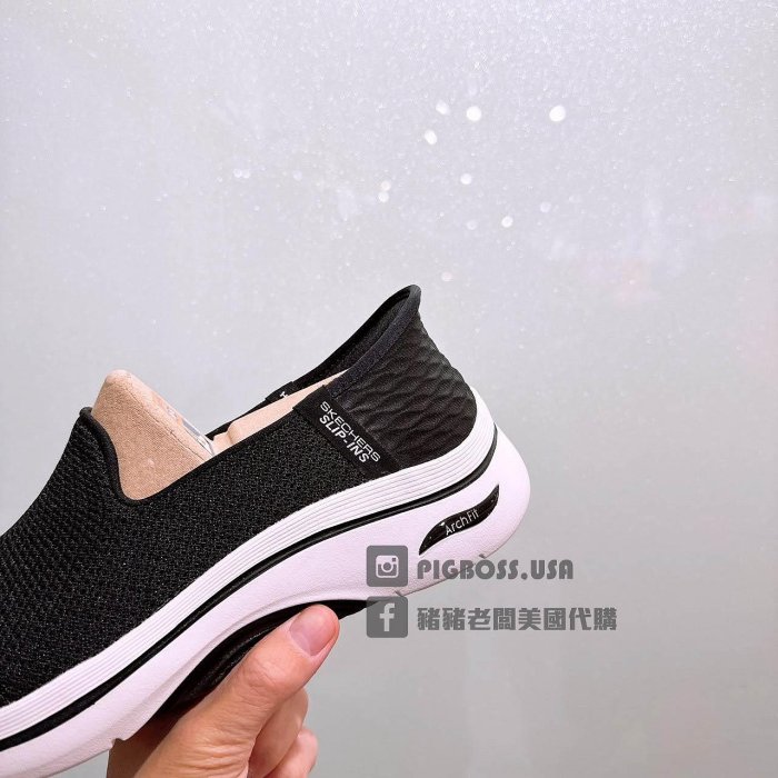 【豬豬老闆】SKECHERS GO WALK ARCH FIT 2.0 透氣 寬楦 懶人鞋 女鞋 125315 黑 粉