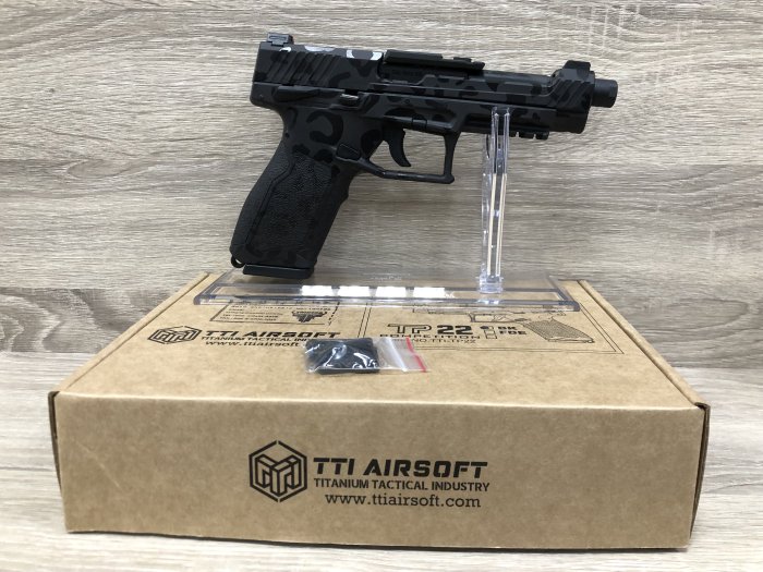 [雷鋒玩具模型]-TP22美國金牛座 Taurus TP22 6mm 瓦斯槍 Airsoft 黑豹班