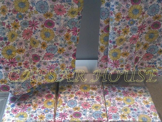 ╭☆卡森小舖☆╮【IKEA】BARBRO 時尚百漾花朵 穿管式落地款窗簾/門簾-絕版限量