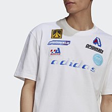 南◇2021 4月 ADIDAS TEE 愛迪達 短T 黑色 HA4743 白色HA4742 貼布 賽車 潮流 街頭