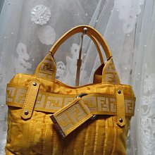 FENDI  手提包