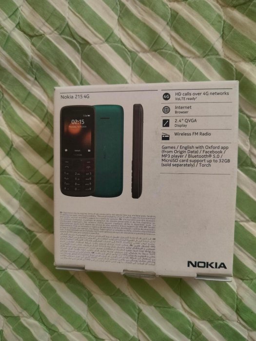 全新 Nokia 215 4G 雙卡雙待 可拆電池