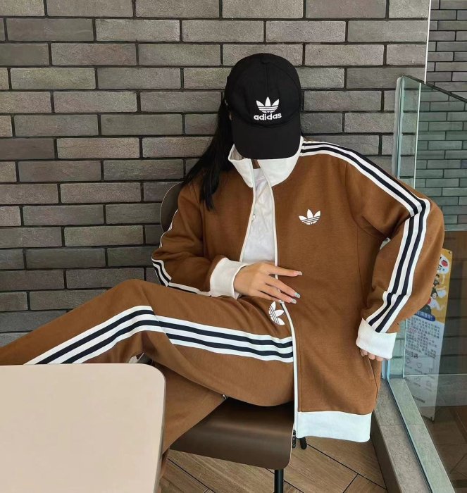 Adidas三葉草套裝 男女同款情侶開衫套裝休閑運動服兩件套 校服制服直筒褲立領開衫衛衣夾克純棉跑步運動服 331592