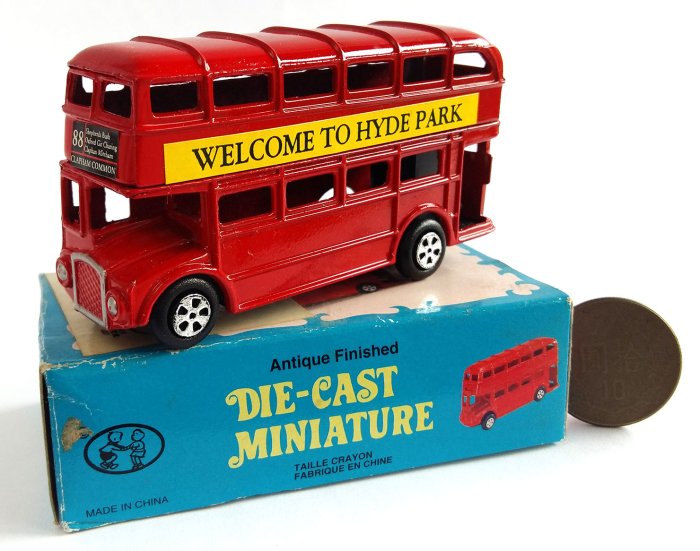 DIE-CAST MINIATURE NO.172A WELCOME TO HYDE PARK 金屬雙層巴士 削鉛筆器