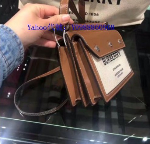 里昂二手正品  BURBERRY 迷你 Horseferry 印花帆布包 斜背包 CELINE同款