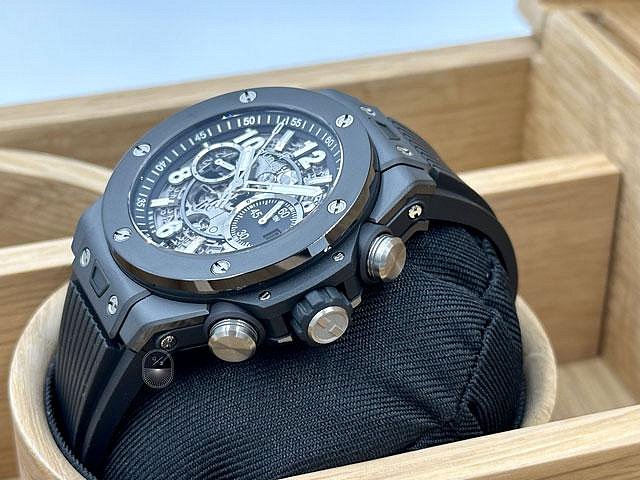 【鐘點站名錶】全新 2024年 保單  Hublot 宇博  421.CI.1170.RX   黑色魔力 -44MM