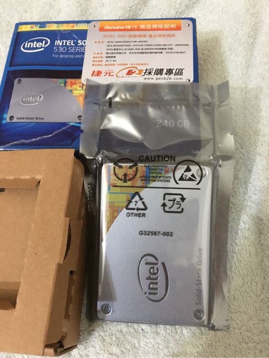 全新未拆封SSD Intel SSD 固態硬碟530 series sata 240GB 240G送裝機工具