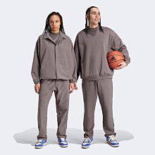 南🔥2024 4月 ADIDAS BASKETBALL 運動長褲 籃球 寬鬆 暗扣 男女款 咖啡 IW1634