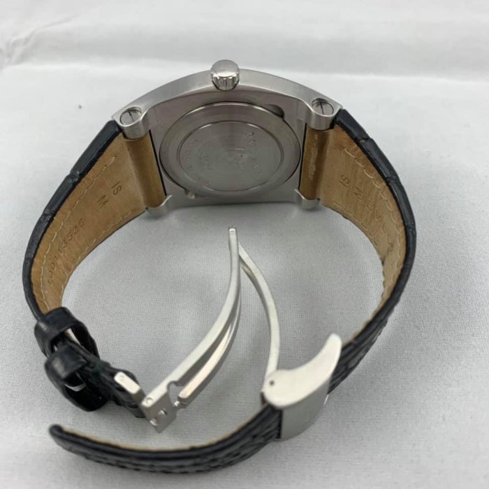 鑫泰典精品 寶格麗 BVLGARI 男錶 防水30米 40MM(不含龍頭) 無保卡跟盒子 特價中