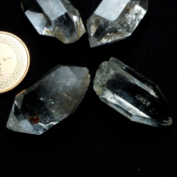 閃靈鑽056–18.1公克。赫基蒙水晶。珍藏水晶