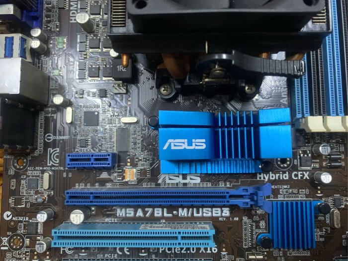 二手主機板 ASUS華碩M5A78L-M/USB3/ FX腳位 / DDR3 附擋板風扇含CPU AMD FX-8120