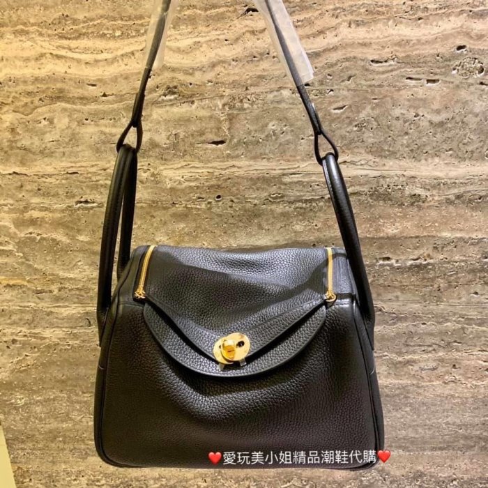 HERMES 愛馬仕 Lindy 26cm Y 黑色金釦 ❤️