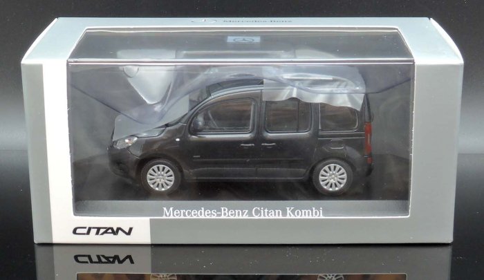 【MASH】[現貨特價] 原廠 Minichamps 1/43 Mercedes-Benz Citan Station灰