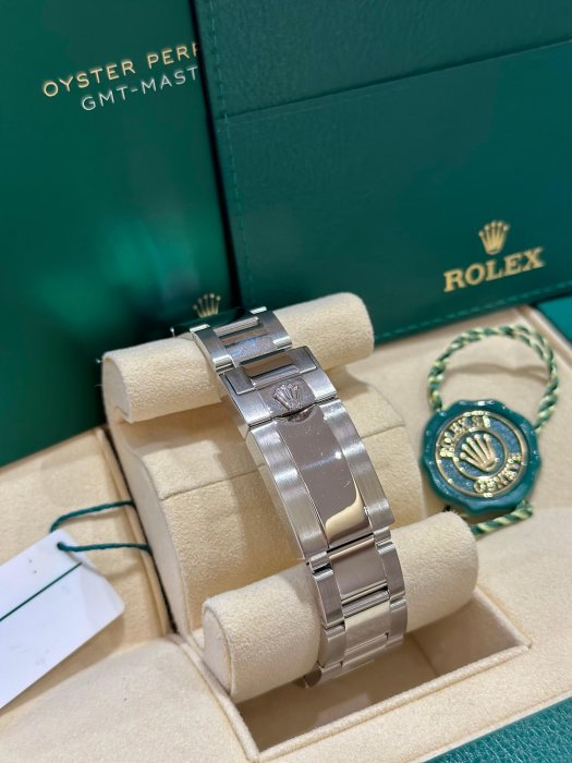 [已交流]Rolex116710 LN GMT-MASTER 綠針