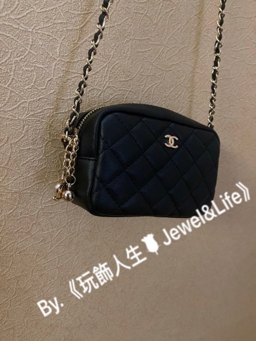 品牌VIP經典贈品MAKE UP系列💯 Chanel 超美 雙C LOGO 黑色皮穿鍊 菱格紋 輕便 鍊條包 相機包 斜背包 小方包