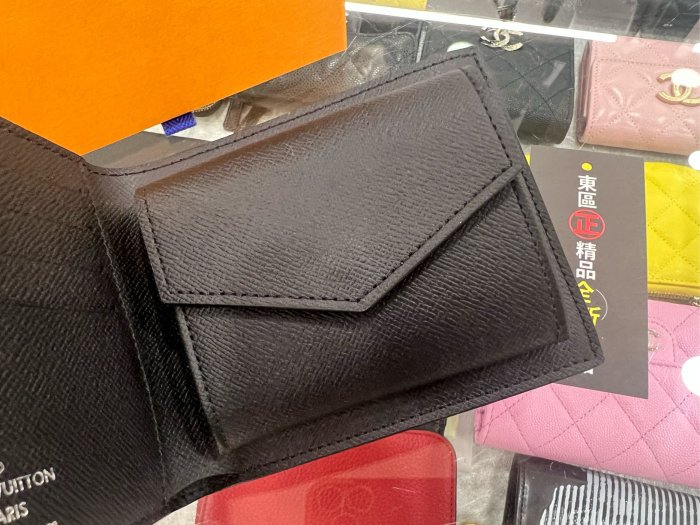 ㊣東區正精品㊣LOUIS VUITTON LV MARCO M62545 全新黑花內零錢袋對開4卡短夾 RZ4285