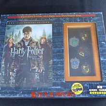 [藍光先生DVD] 哈利波特：死神的聖物2 霍格華茲徽章禮盒雙碟版 Harry potter ( 得利正版 )