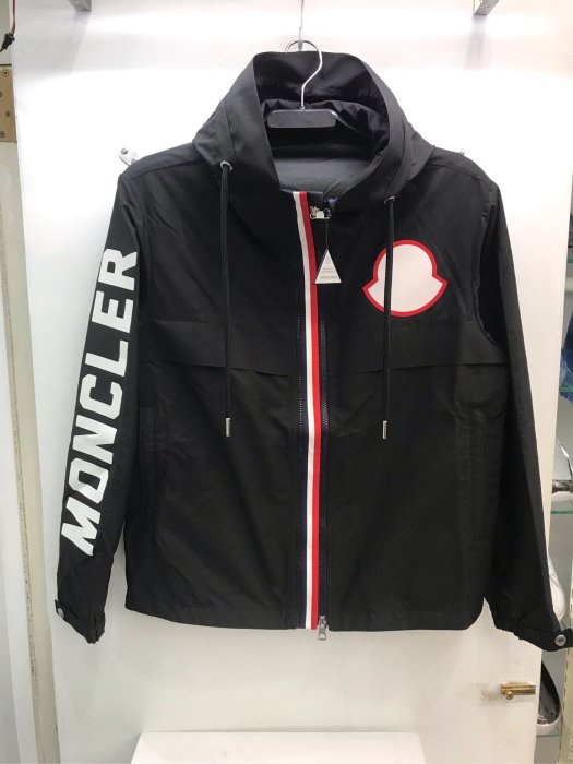 Moncler 黑色 Logo 圖案 連帽 防風 風衣外套 全新正品 男裝 歐洲精品