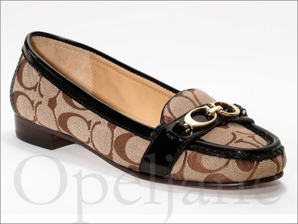 Coach Flat Shoes CC金屬百搭低跟懶人鞋娃娃鞋休閒鞋包鞋5.5 7 22.5 24號免運愛Coach包包