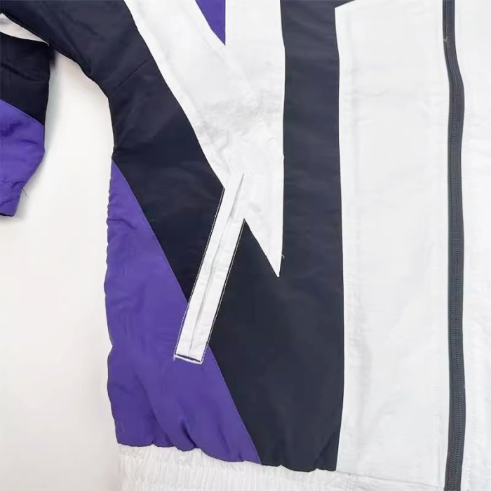 Cover Taiwan 官方直營 LA 湖人隊 風衣 嘻哈 健身 寬鬆 夾克 風衣 外套 白色 紫色 大尺碼 (預購)
