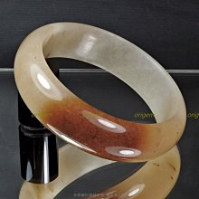 珍珠林~加寬板經典圓玉鐲~天然A貨冰種蜜糖璜 (內徑61mm, 手圍20號) #006