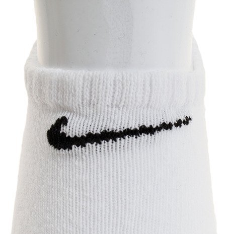 【Simple Shop】現貨NIKE LOGO裸襪 NIKE裸襪 短襪 隱形襪 薄款 運動短襪 單雙 SX7678