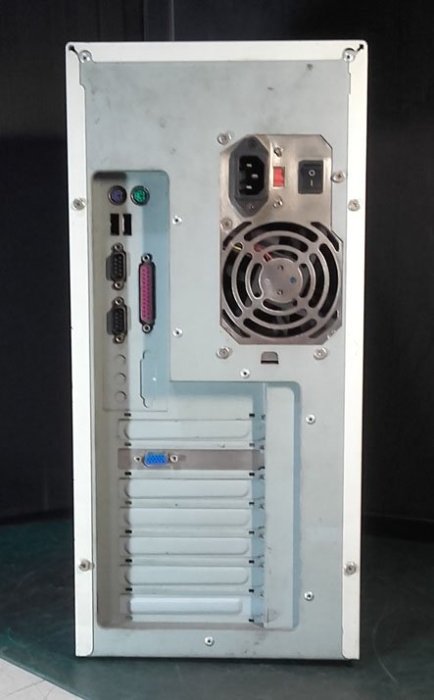 (大眾1號機)【窮人電腦】跑DOS系統！自組有2個ISA插槽的大眾Pentium III工業主機出清！外縣可寄！