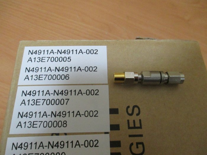 康榮科技二手儀器領導廠商Agilent N4911A/002 Adapter 3.5mm-2.4mm (f-m) 很新