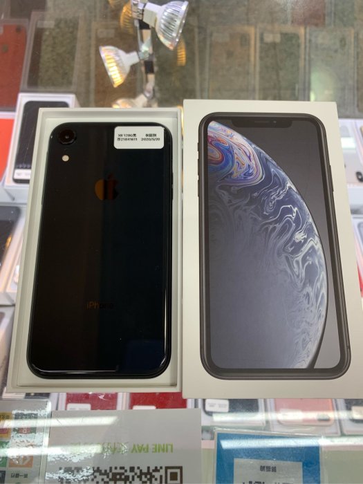 二手機 iPhone XR-64g XR64  另有 6128 128g 256 256G ix SE2 Fold3 Fold2