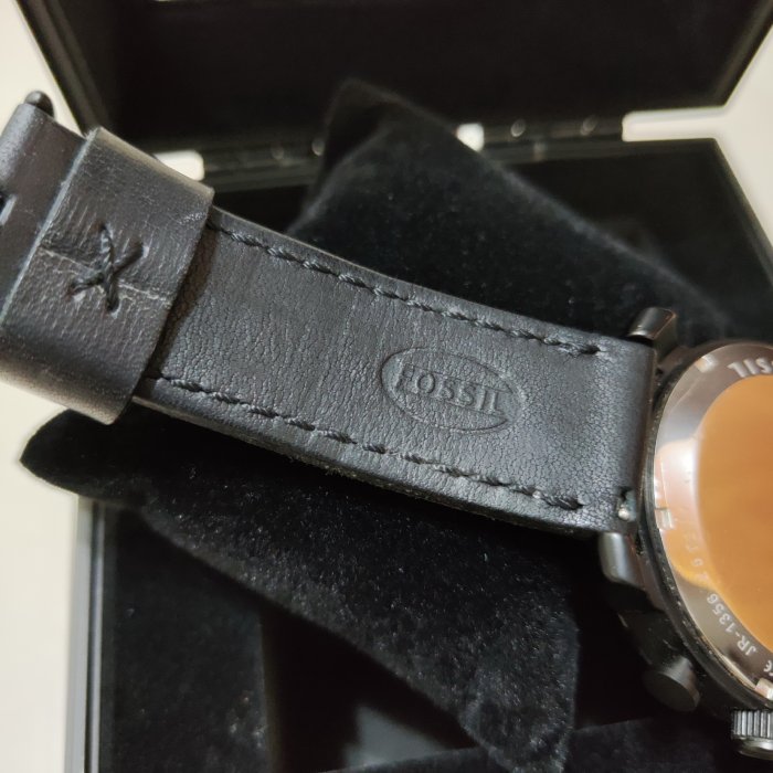 FOSSIL石英錶 男生腕錶 男錶 不鏽鋼 真皮錶帶 腕錶 黑色 消光黑 玻璃鏡面 電池 大錶面 大錶 50mm 手錶
