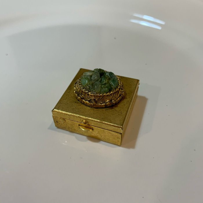 Vintage box’s 小綠石飾品盒