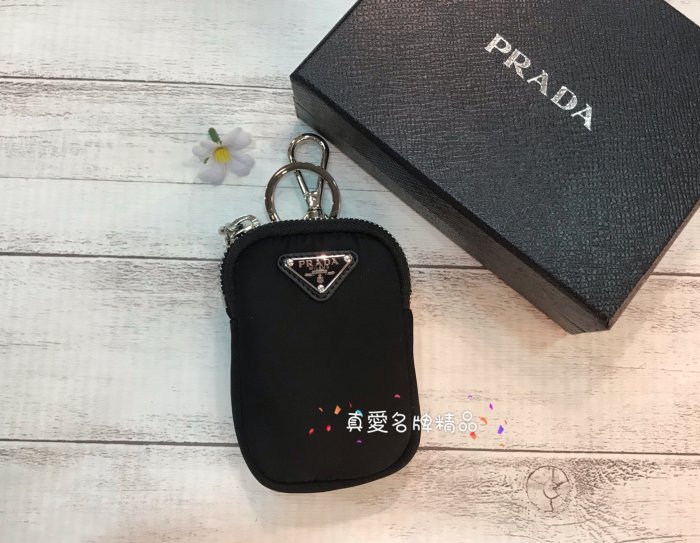 《真愛名牌精品》PRADA 1TT119 Mini-pouch 黑尼龍銀三角 小零錢包/鑰匙包 *全新*代購