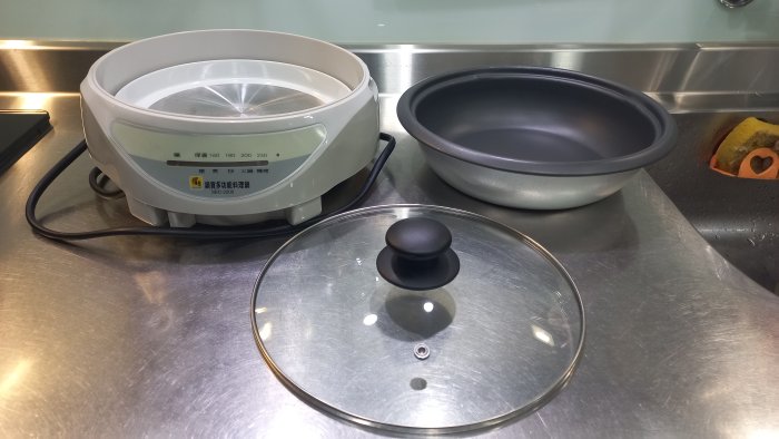 【COOK POT 】鍋寶 2.0 L 電火鍋 ( SEC-2200 ) 多功能料理鍋  功能正常的喔 !