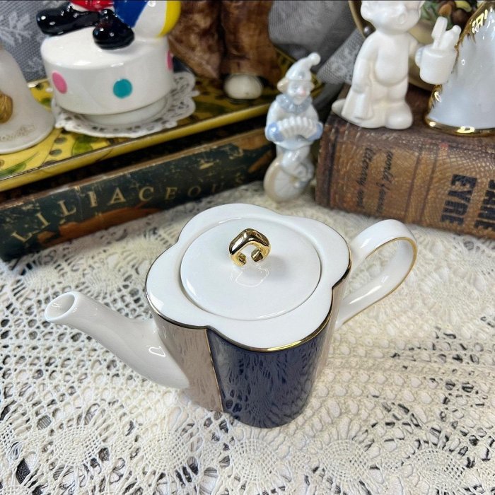 日本中古咖啡壺，FRANC咖啡壺，壺嘴到壺把長度約18cm，