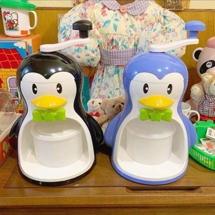 日本昭和碎冰機家用手動可愛企鵝刨冰機小白熊刨冰機小型綿綿冰-~ 特價熱賣