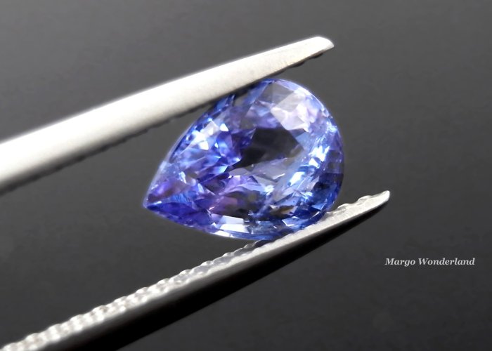 裸石0548  水滴型 丹泉石 坦桑石 1.22ct