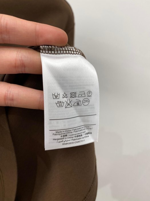 原單工廠 小迪2024新品胸前頂級刺繡裝飾字母logo簡約百搭款短袖T恤 YDGC0206