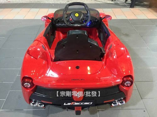 【宗剛零售/批發】法拉利 馬王 LaFerrari  2.4G 緩起步 雙馬達 烤漆 12V 兒童超跑