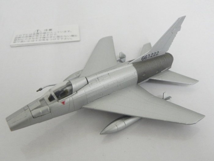 [專業模型]  1/144  [戰區88]  F-100D 戰鬥機-附[金屬]空速管-[絶版品]- 店長推蔫