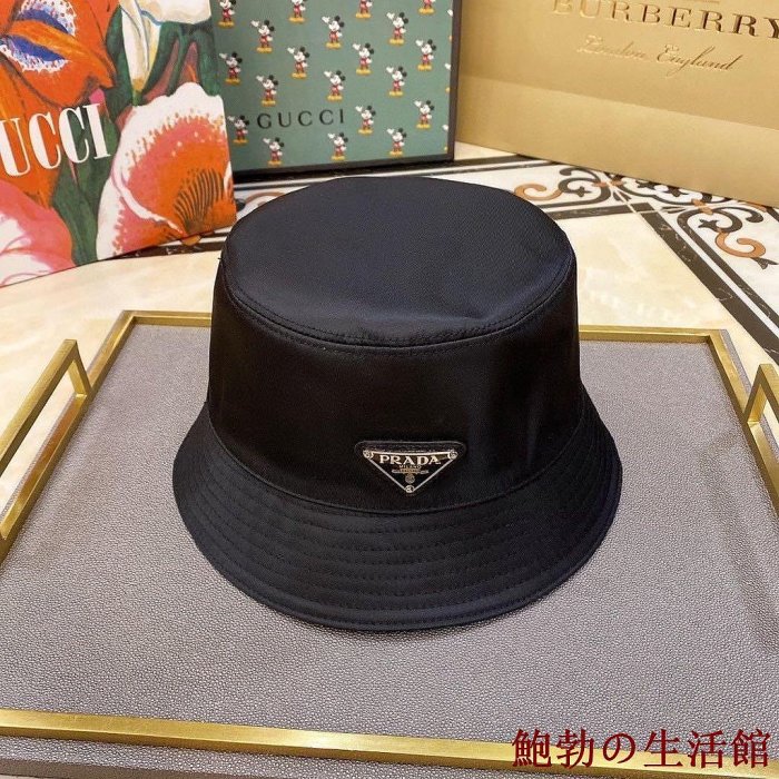 溫馨服裝店經典漁夫帽簡約黑色男款盆帽女款尼龍防水材質高訂製太陽帽子