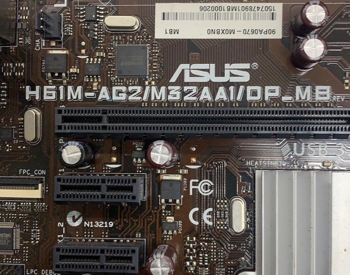 【尚典3C】華碩ASUS H61M-AG2/M3ZAA1/DP_ME 有源主機板 二手/中古/華碩/ASUS/主機板/有源主機板