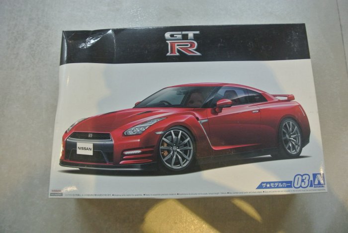 NISSAN GTR